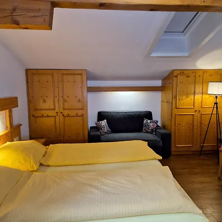 ゲストハウス Alpenpension Gastein 3*