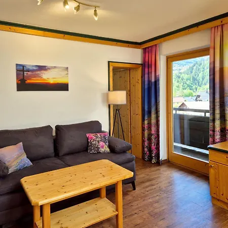 Alpenpension Gastein ゲストハウス 3*